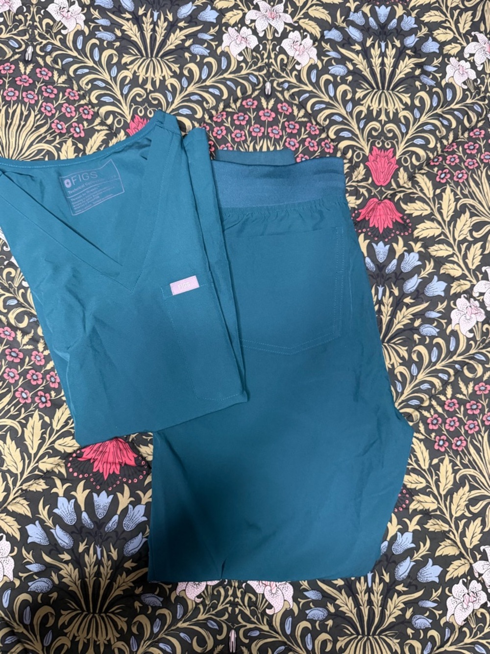Figs Technical Collection Carribean Blue Joggers Set